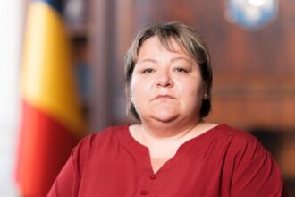 ramona lovin deputat aur romanii din ucraina abandonati de presedintele romaniei si de ministrul de externe 697243c6f17b4