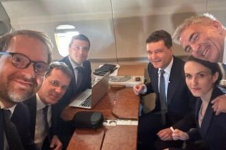 rezistii care vor sa para mai destepti decat sunt studii false mosteanu a demisionat din cauza minciunilor din cv radu miruta doua facultati in acelasi timp doar in cv 69655d6518312