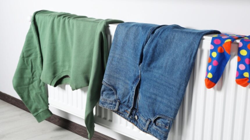 riscurile la care te expui atunci cand iti usuci hainele pe calorifer avertismentul specialistilor 6968d6b96db24
