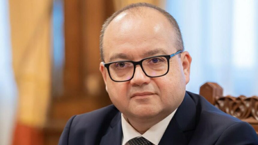 romania a fost salvata in 2025 de pe marginea prapastiei consilierul lui nicusor dan ii sfideaza pe romanii saraciti 69561b994f58f