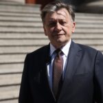 sar scantei pe scena politica ce spune crin antonescu despre anularea alegerilor si interzicerea lui calin georgescu video 697908aca405d