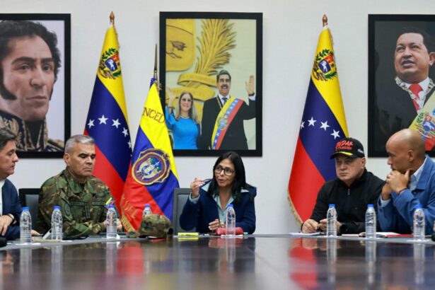 succesoarea lui maduro sugereaza ca este gata sa coopereze cu sua mesaj cu dublu sens fostul lider este prezentat drept un campion al pacii 695b7780dd39b