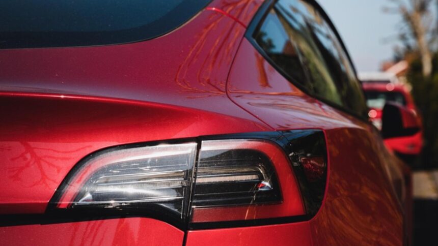 teama de impozite mai mari goleste parcarile mii de masini radiate 695f4d6ce12fb