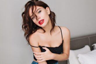 un candidat republican vrea sa introduca o taxa pe pacat cei care produc materiale deochiate vor fi aspru arsi la buzunare 696724fb3a9da