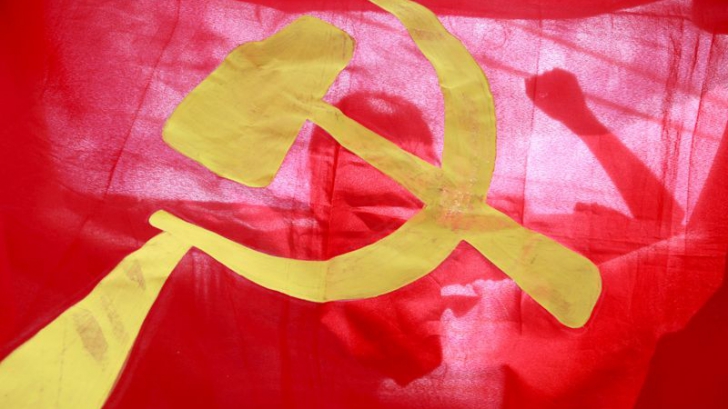 unul din cinci tineri prefera dictatura si un lider puternic care sa nu fie desemnat prin alegeri libere 695e16fb94e89