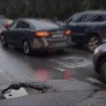 video bucurestiul plin de gropi si strazi distruse mai bine asfaltam o data la 2 3 ani si dam din start un pret semnificativ mai bun 697902e3c0439