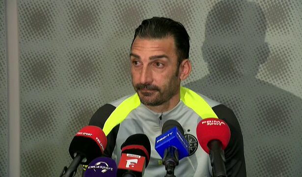 video intrebarea la care elias charalambous nu a stat pe ganduri sa i intrebati pe meme si pe boss 696760a14e560