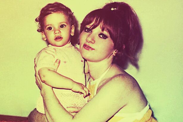 14 ways old school moms built confident girls that feel rare in a hyper anxious world 698562082cccb