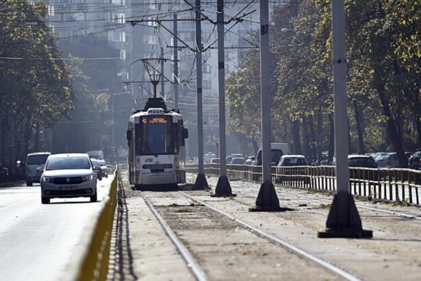 accident mortal in capitala pieton prins sub rotile unui tramvai pe soseaua colentina 69850c1ec14a5