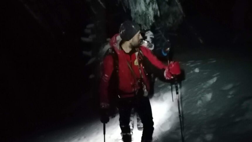 accident mortal in zona montana a judetului suceava la granita cu ucraina salvamontistii au recuperat trupul victimei dupa sase ore 698ec83ad90c8