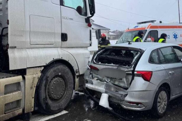 accident rutier in judetul neamt copil de 11 ani ranit dupa impactul dintre un autotren si un autoturism 6994987e411c6