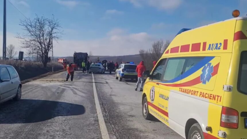 accident tragic in judetul iasi un barbat a murit iar doua persoane au fost ranite o gravida este monitorizata de medici video 698af91fe67a8