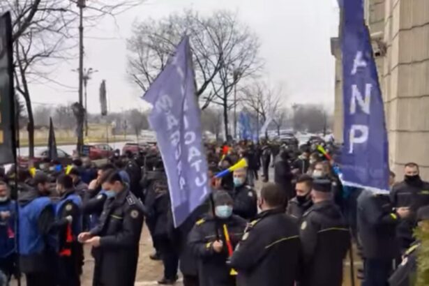 angajatii din peniteciare il ameninta pe bolojan fara politisti in posturi sistemul se blocheaza la propriu 6994cd2088e68