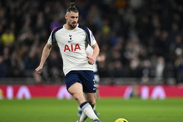 anuntul momentului despre radu dragusin viitorul fundasului roman e in aer 6985e0a07c140