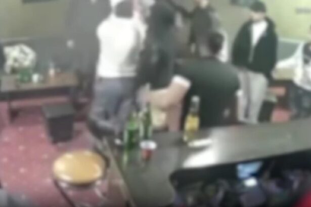 bataie ca n filme intr un bar chiar de ziua primarului trei barbati au ajuns la spital cu rani la cap 6993631e9134e