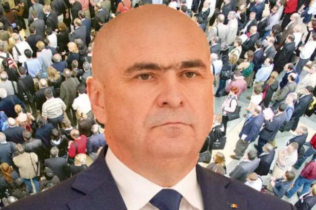 bolojan nu ii iarta nici pe studenti cresc taxele cerute de universitatile de stat cat vor plati tinerii in plus 6986f131825bc