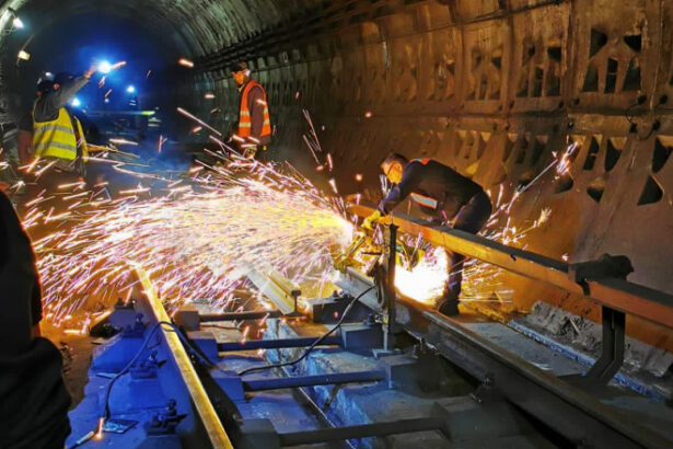 ccr a declarat neconstitutionala legea privind autorizarea si intabularea constructiilor pentru infrastructura de transport 698c6de46556b