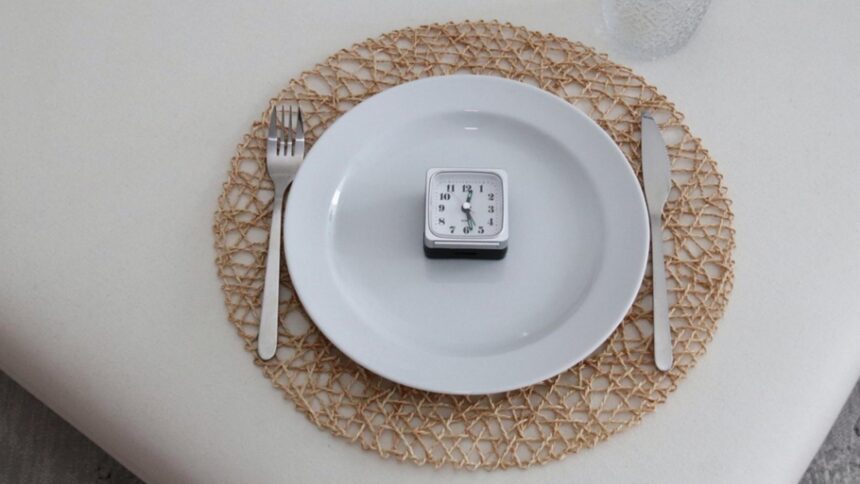 ce spune un renumit doctor despre beneficiile postului intermitent nu exista medicamente care sa aiba beneficii mai mari pentru creier ca postul intermitent 6992f872a2c40