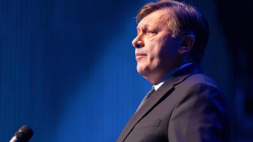 crin antonescu bolojan este in siajul gruparilor sorosiste pentru a scapa de el trebuie proteste in strada 699ed89262a49