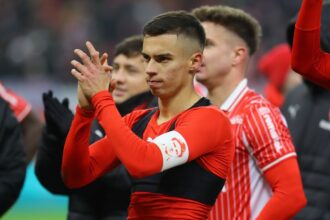 dinamo univ craiova de la 2000 echipe probabile cotele la pariuri analiza si pronosticul lui dan chilom 6989e0ee36f0e