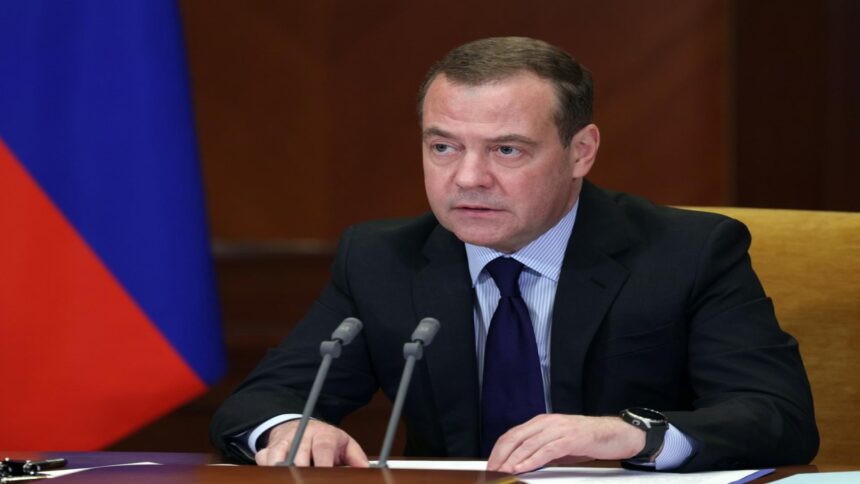 dmitri medvedev avertisment pentru europa a cazut intr o capcana monstruoasa respingand energia ruseasca 6985b4b57772b