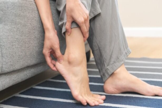 durerea de calcai semnalul pe care nu ar trebui sa il ignori care sunt cauzele ascunse si cele mai eficiente solutii 698c6b9a5f41f