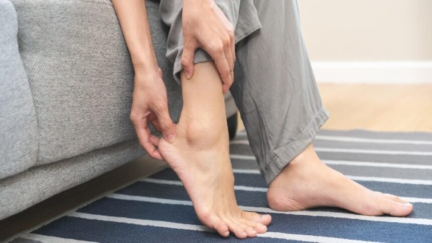 durerea de calcai semnalul pe care nu ar trebui sa il ignori care sunt cauzele ascunse si cele mai eficiente solutii 698c6b9a5f41f