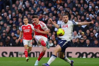 englezii au tras imediat concluzia despre radu dragusin cum l au descris dupa 1 4 cu arsenal ce nota a primit 699b5ea5699b4