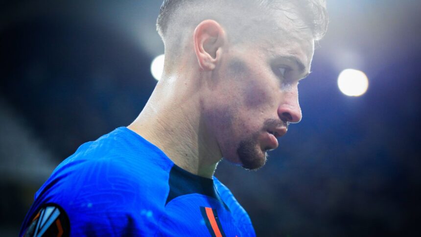 exclusiv cine este idolul lui darius olaru nu a jucat la fcsb m a intrebat daca imi mai aduc aminte de el 6994c2630e38f