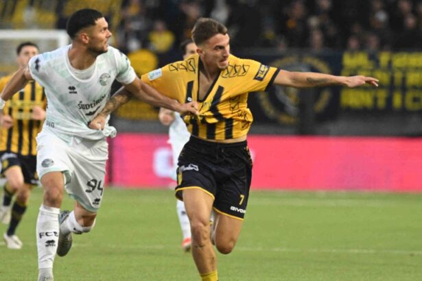 foto rares burnete la primul sau gol in fotbalul profesionist cu adevarat frumos update cu video 698994d22e757