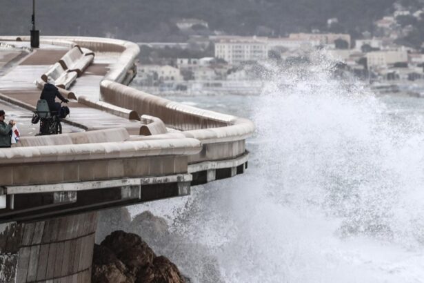 furtuna nils loveste franta cod rosu de ploi si inundatii mae avertizeaza romanii care calatoresc 698e19e86e047