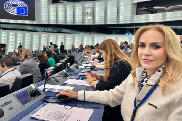 gabriela firea majoratul digital nu este un moft nu este o constrangere a drepturilor ci o protectie necesara a copiilor nostri 698054fa43e63