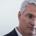 glume de lux in plina criza pislaru sare in apararea lui bolojan 6982ec3f71f4d