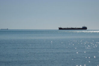 india a confiscat trei petroliere aflate sub sanctiunile sua navele efectuau transporturi legate de iran 69937f80d41c9