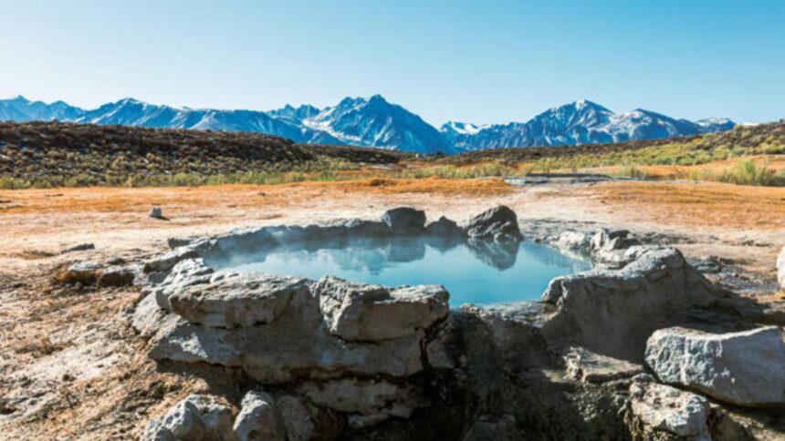 inteligenta artificiala a inventat o destinatie si i a trimis pe turisti sa caute ape termale intr o locatie pustie 69846b0362679