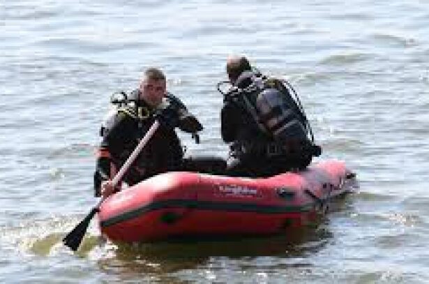 interventie de urgenta a scafandrilor barbat de 44 de ani dat disparut cautat in lacul surduc 698f68a859f7b