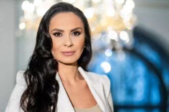 manifestatie uriasa de sustinere pentru calin georgescu la constanta de la ora 10 00 alexandra pacuraru ne unim in rugaciune pentru dreptate 699d56e5861de