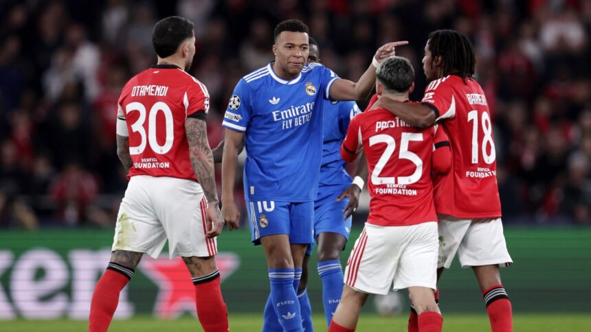 mbappe scut in jurul lui vinicius numarul 25 de la benfica nu merita sa mai joace in champions league de 5 ori l a numit maimuta eu l am auzit 699562ffd7457