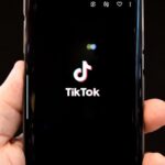 o fosta angajata tiktok acuza compania de hartuire si presiuni excesive asupra moderatorilor cum au reactionat reprezentantii platformei 6980eafd10211