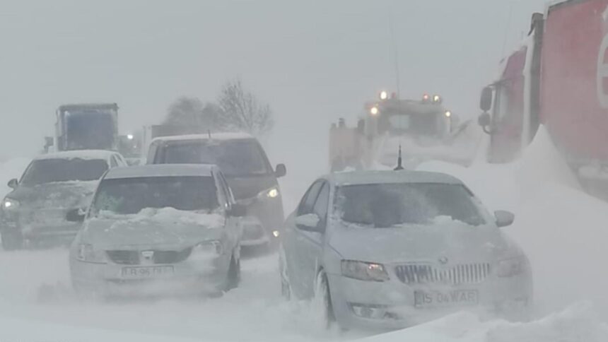 peste 5 000 de zboruri au fost anulate pe coasta de est a sua in urma ninsorilor puternice 699d3f45dbc37