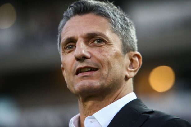 razvan lucescu recunoaste dupa esecul cu celta vigo din europa league puteam pierde cu 3 0 mergem acolo sa luptam 69982b85f2f32