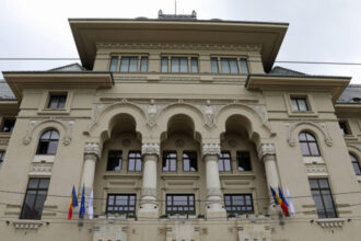 sectorul 4 vrea sa pastreze bulevardele preluate de la primaria capitalei pana la recuperarea investitiilor de 12 miliarde de lei 699c3d89a6f63