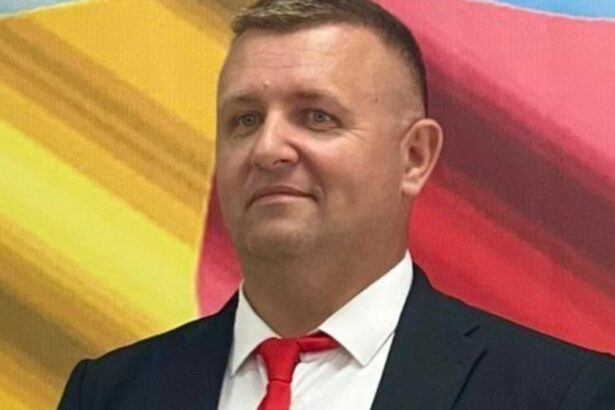 un primar din vaslui nevoit sa stinga luminile in comuna din cauza masurilor draconice ale lui bolojan ori tinem becurile aprinse ori le asiguram apa oamenilor 698736aedd455