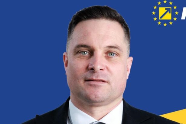 un primar pnl anunta ca va participa la protestul initiat de george simion vladimir petrut dragi colegi rasculati va oamenii n o sa ierte daca nu luati masuri video 6985ee1e7eac1