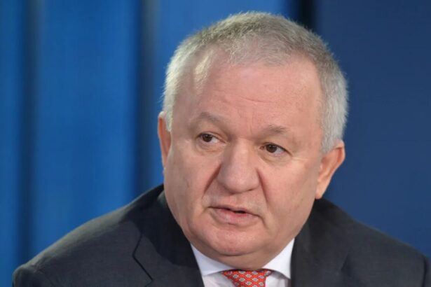 verdictul specialistului porumboiu transeaza faza care l a infuriat pe becali la craiova decizia e clara 698e496a34501