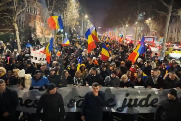 ziua marelui protest mii de romani ies astazi in strada impotriva saraciei live 698d61b226c45