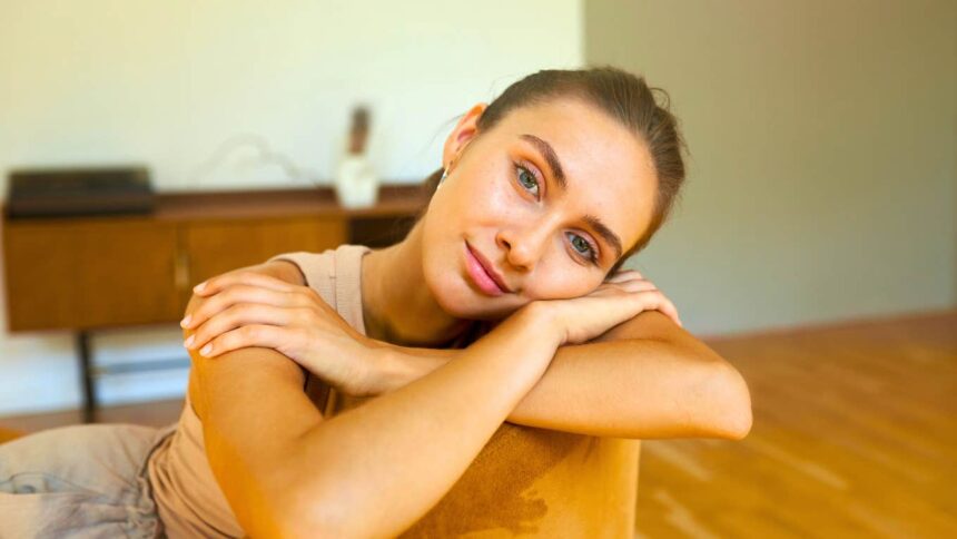 11 reasons an adult raised by a narcissistic parent wont usually decorate their home 69c598ffb027e