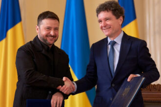 acord energetic semnat la cotroceni doua linii noi de energie electrica vor conecta romania si ucraina document 69b2f2136b0b3