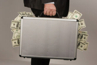 cine sunt cei 6 romani din topul celor mai bogati oameni din lume realizat de forbes si de unde provin averile lor 69b260d34f67d