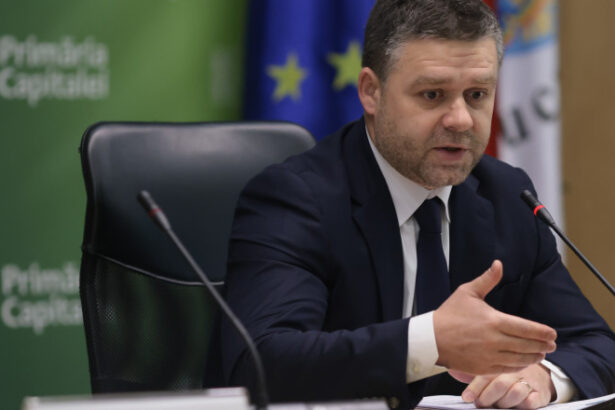 ciucu a anuntat restructurari la primaria capitalei sute de posturi vizate si economii de aproape 28 de milioane de lei 69c5024cae9d6